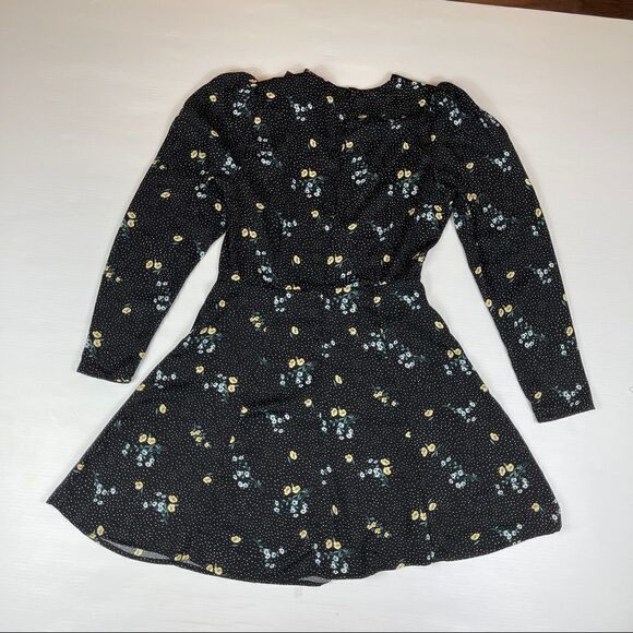 NWT Dynamite Crew Neck Flare Dress Long Sleeved Black Floral Women's Size Small - Picture 3 of 9